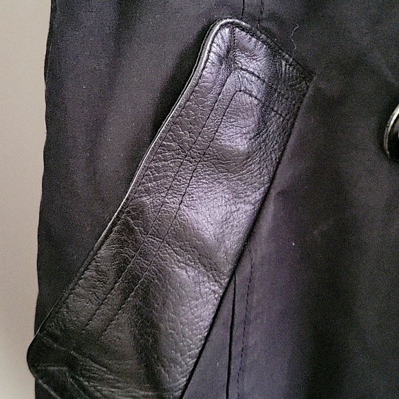 Mackage Jacket Size Small - Picture 2 of 9